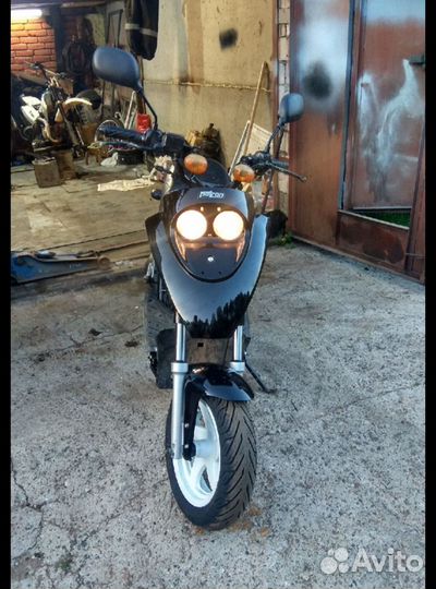 Скутер патрон клевер 50