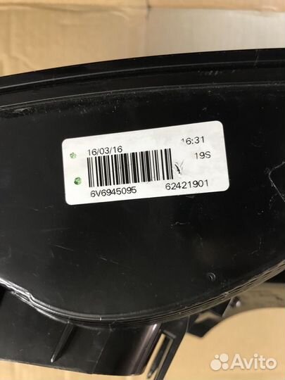 Фонарь задний левый Skoda Fabia III