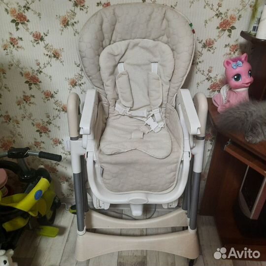 Детский стульчик для кормления