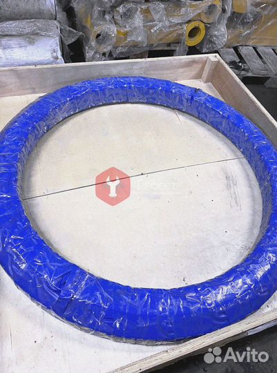 Поворотный круг Hyundai 81EM-00021BG