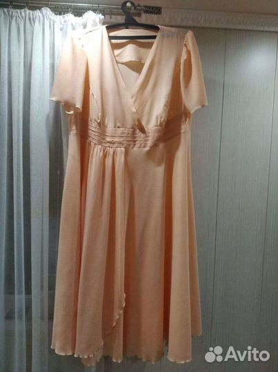 Платье нарядное