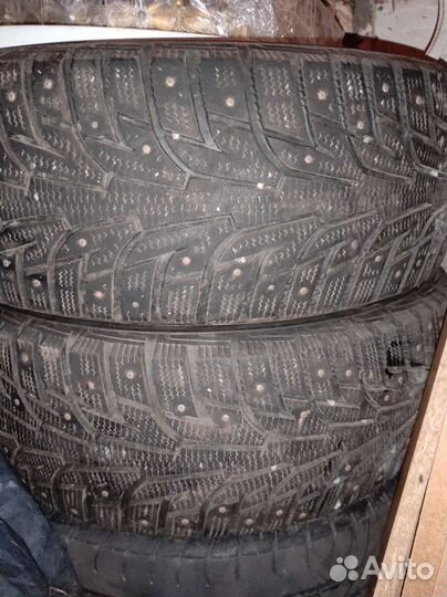 Hankook Winter I'Pike 215/55 R17