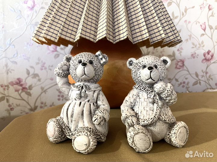 Фигурки медведей