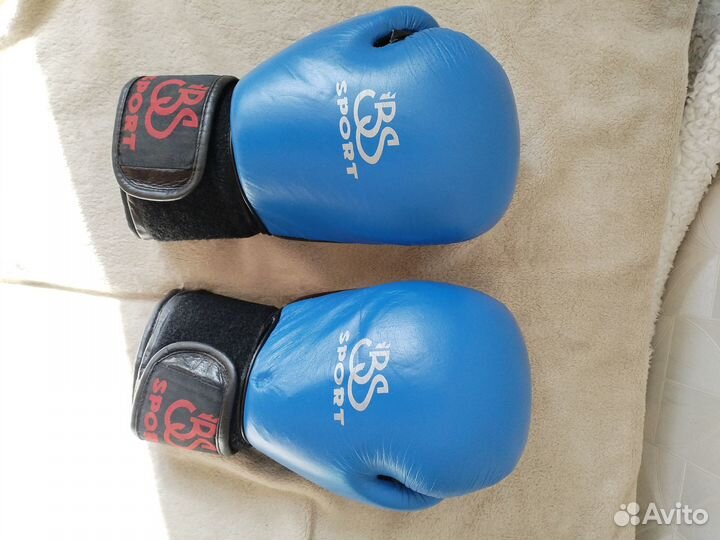 Боксерские перчатки 12 oz