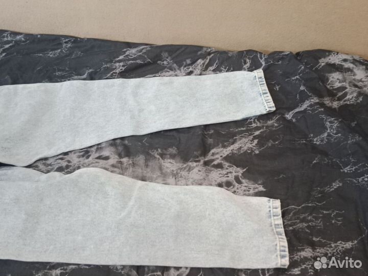 Джинсы женские