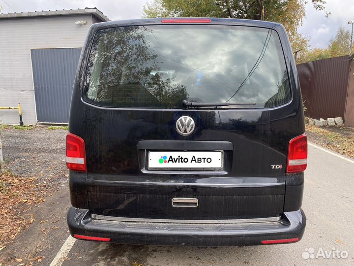 Volkswagen Caravelle 2.0 AMT, 2012, 336 000 км