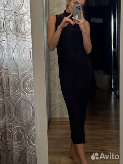 Платье черное