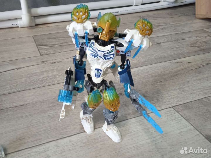 Lego bionicle