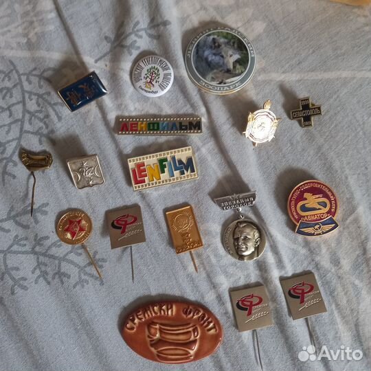 Значки СССР + Сербия