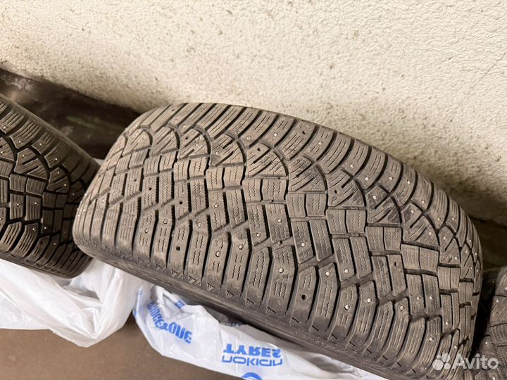 Continental IceContact 2 SUV 275/50 R21