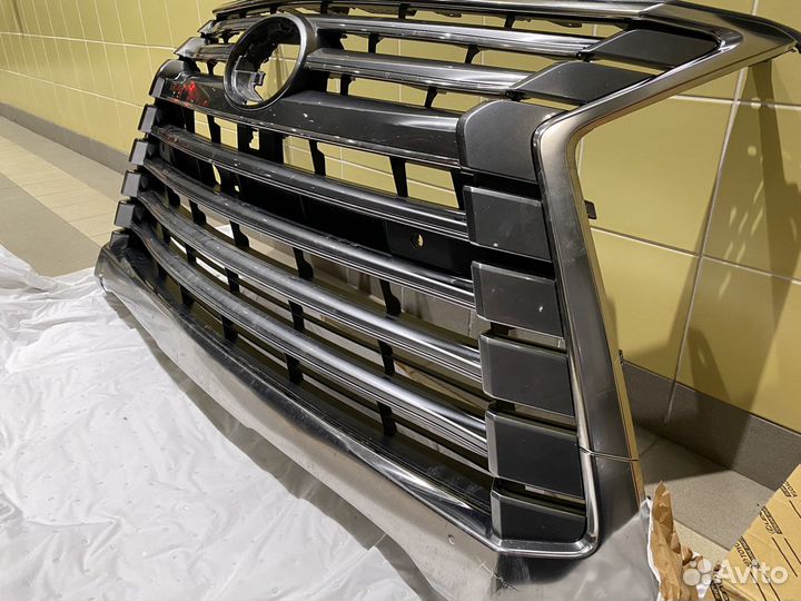 Решётка радиатора LX570/450d 15