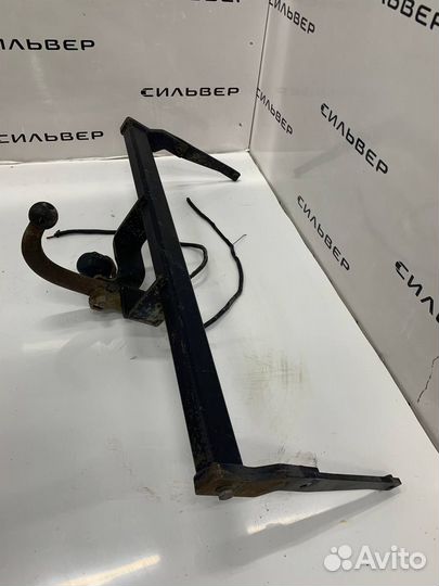 Фаркоп на Suzuki SX4