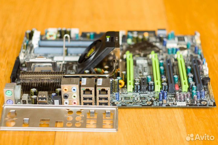 Материнская плата Xfx 780i