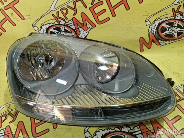 Фара оригинал передняя правая Volkswagen Golf 5