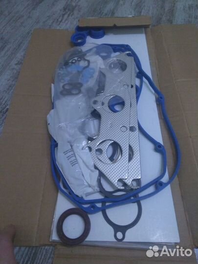 Верхний комплект прокладок Mitsubishi Montero 3,8L