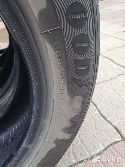 Goodyear EfficientGrip 2 SUV 225/55 R19