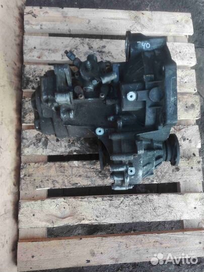 МКПП (механическая коробка переключения передач) V