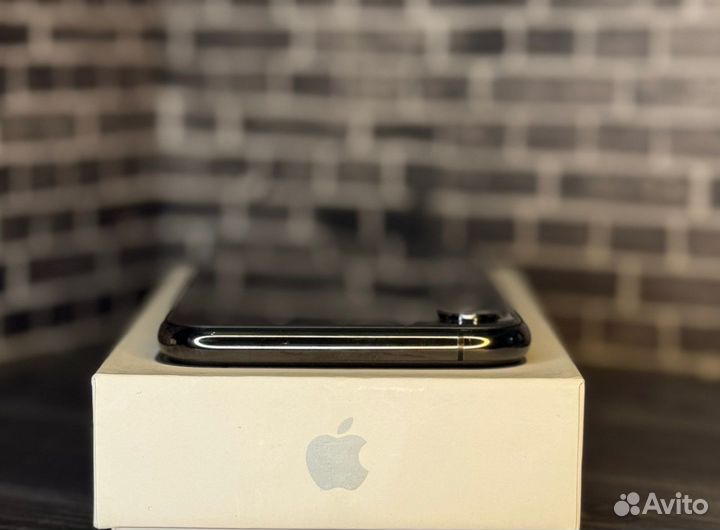iPhone Xs, 64 ГБ