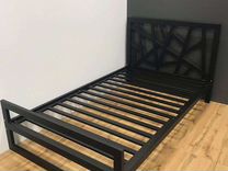 Кровать из металла