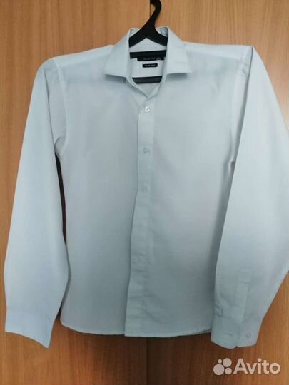 Рубашка белая