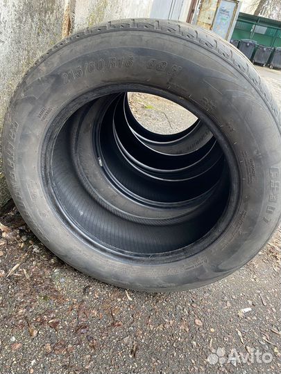 Carbon Series CS86 215/60 R16 99H