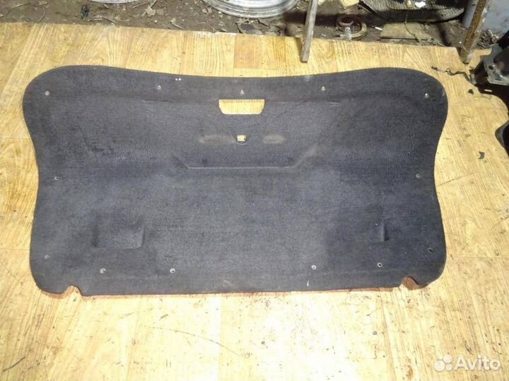 Обшивка крышки багажника Volkswagen Bora A4 1998
