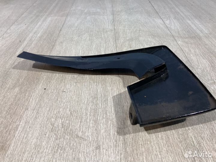 Брызговик задний левый Toyota RAV4 7662642210