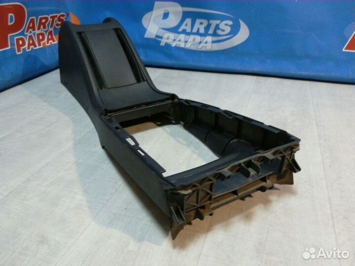 Консоль Renault Megane 2 1.6 K4MT760 2005