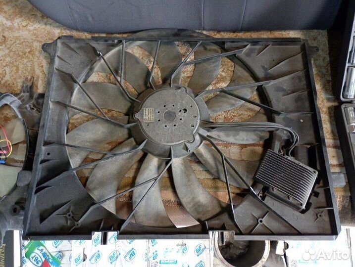 Диффузор вентилятор Mercedes-Benz S-Class W220