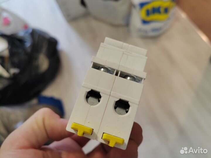 Автоматический выключатель schneider c32