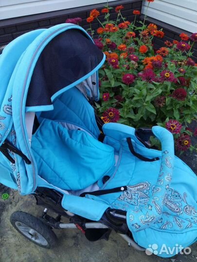 Прогулочная коляска