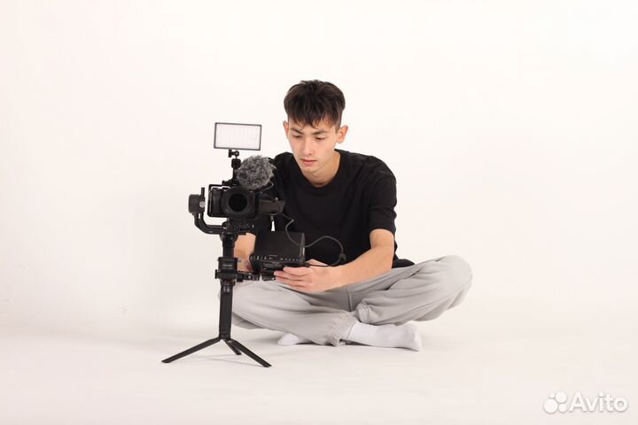 Видеограф / Фотограф / Рилсмейкер / Видеооператор