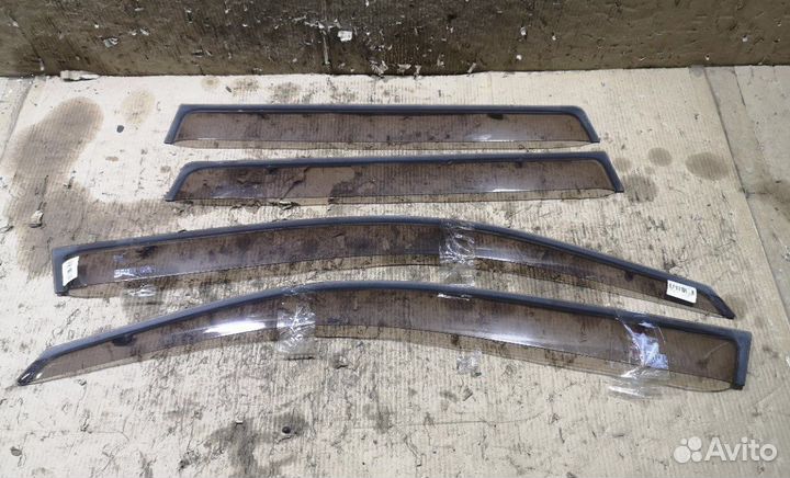 Ветровики оригинал Mitsubishi airtrek