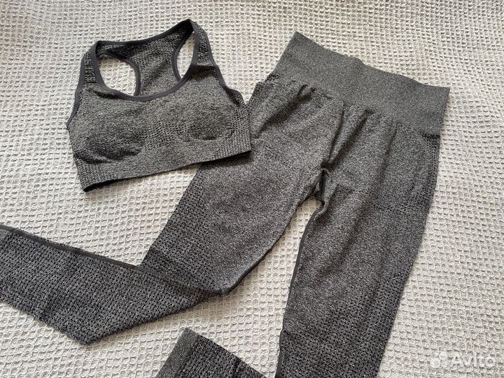 Фитнес костюм бесшовный спортивный костюм М