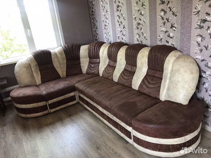 Угловой диван