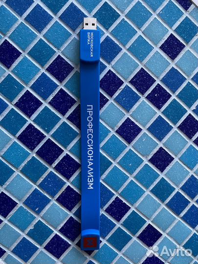 Фирменная флешка в виде браслета 8гб