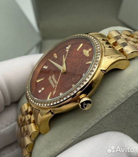 Женские часы Vivienne Westwood