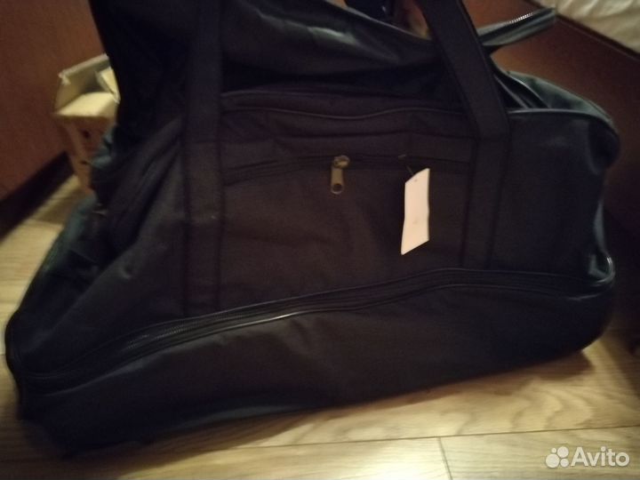 Сумка дорожная на колесах новая