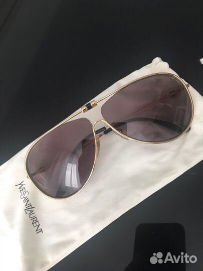 Солнцезащитные очки Yves Saint Laurent