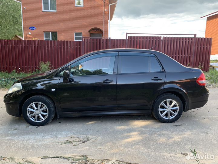 Nissan Tiida 1.6 МТ, 2012, 274 960 км