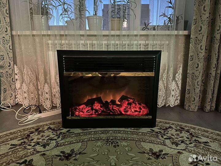 Электрокамин с эффектом пламени