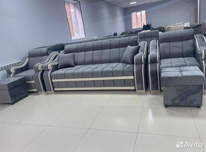 Диван в офис