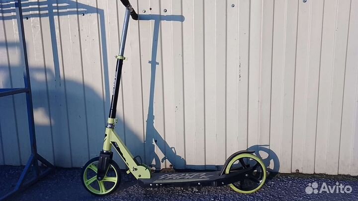 Самокат novatrack
