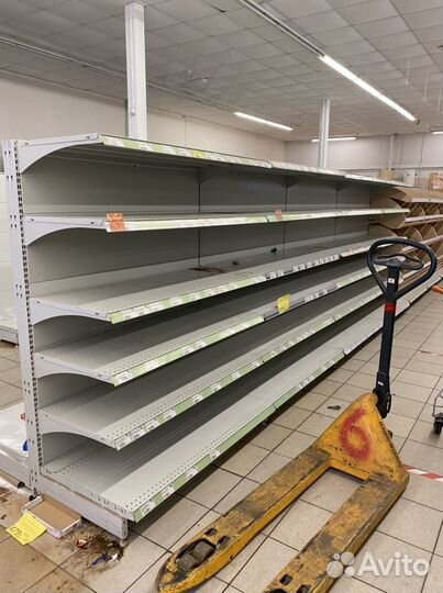 Торговый стеллаж для магазина