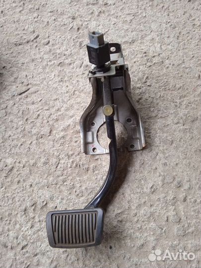 Педаль тормоза kia cerato 3 ceed