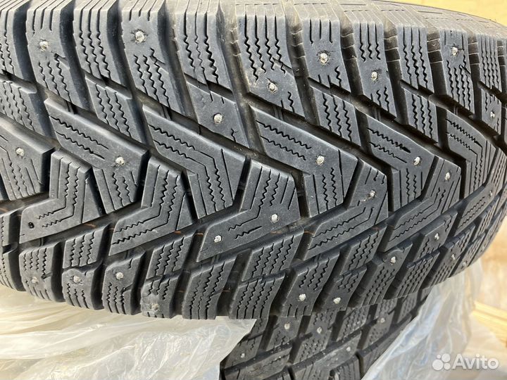 Hankook Winter I'Pike X SUV 225/60 R18 104T