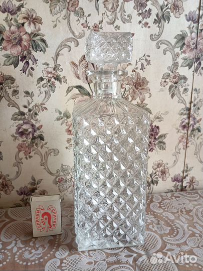 Бутылка стеклянная