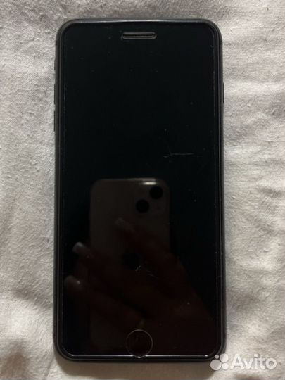 iPhone 8 Plus, 64 ГБ