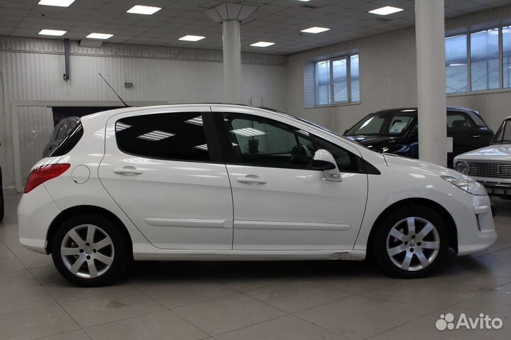 Peugeot 308 1.6 AT, 2008, 144 130 км