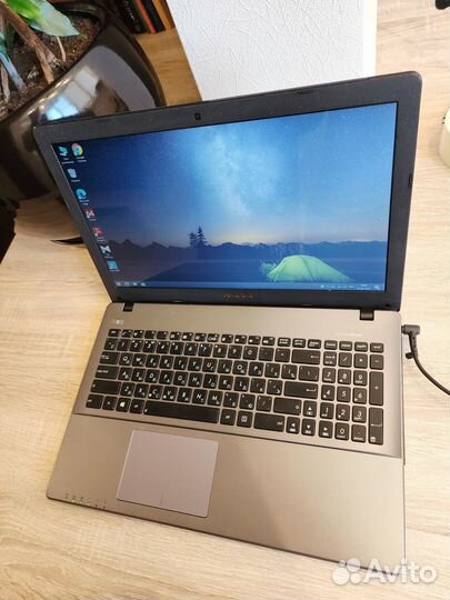 Asus K550D, 4 ядра, 12гб, 256SSD+500HDD